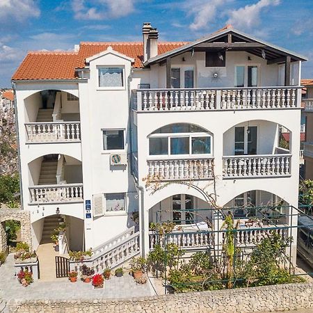 Villa Grey Stone Vodice Esterno foto