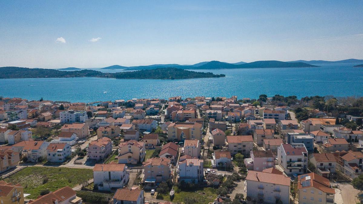 Villa Grey Stone Vodice Esterno foto