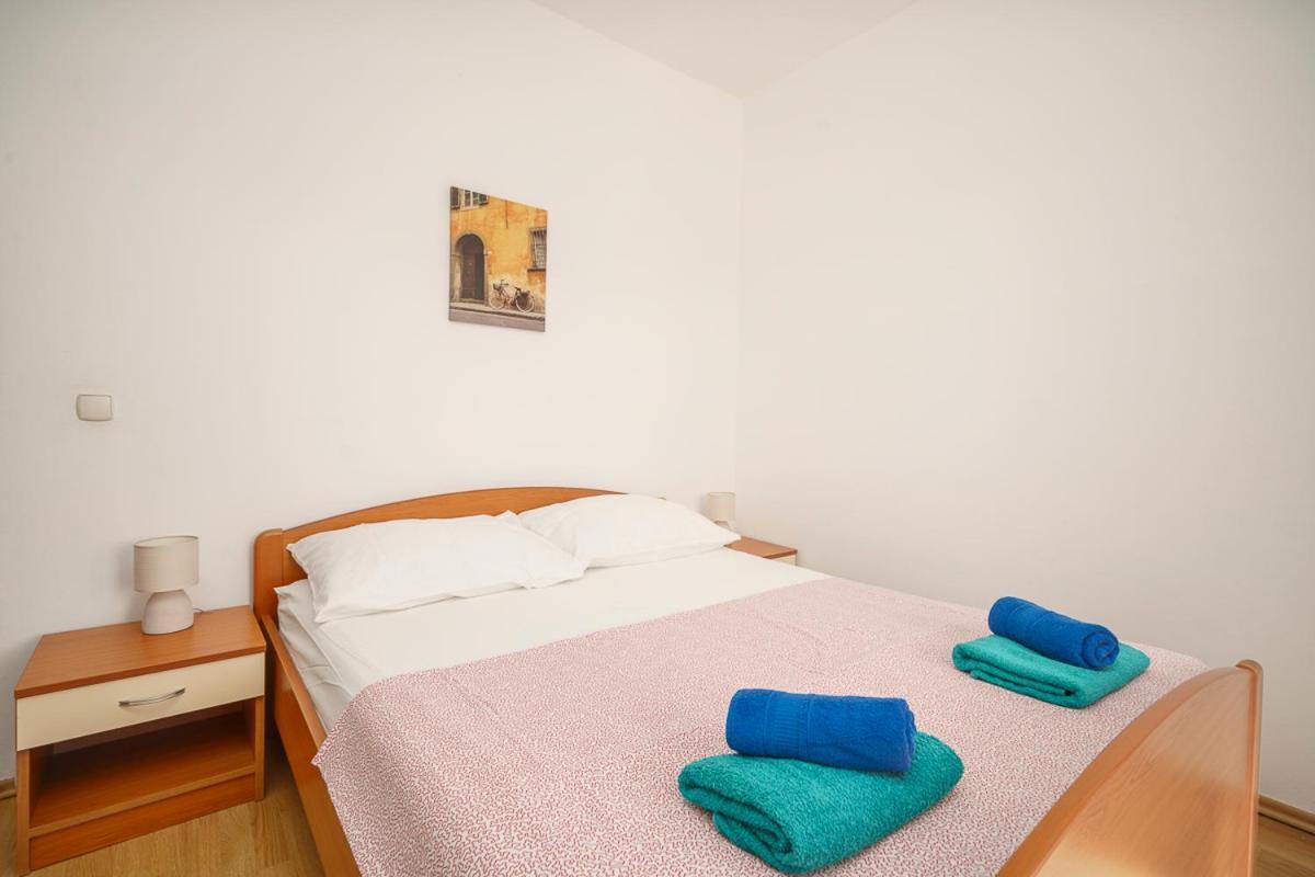 Villa Grey Stone Vodice Esterno foto