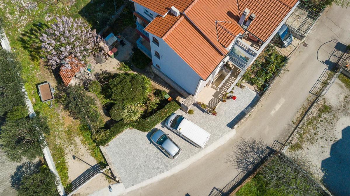 Villa Grey Stone Vodice Esterno foto