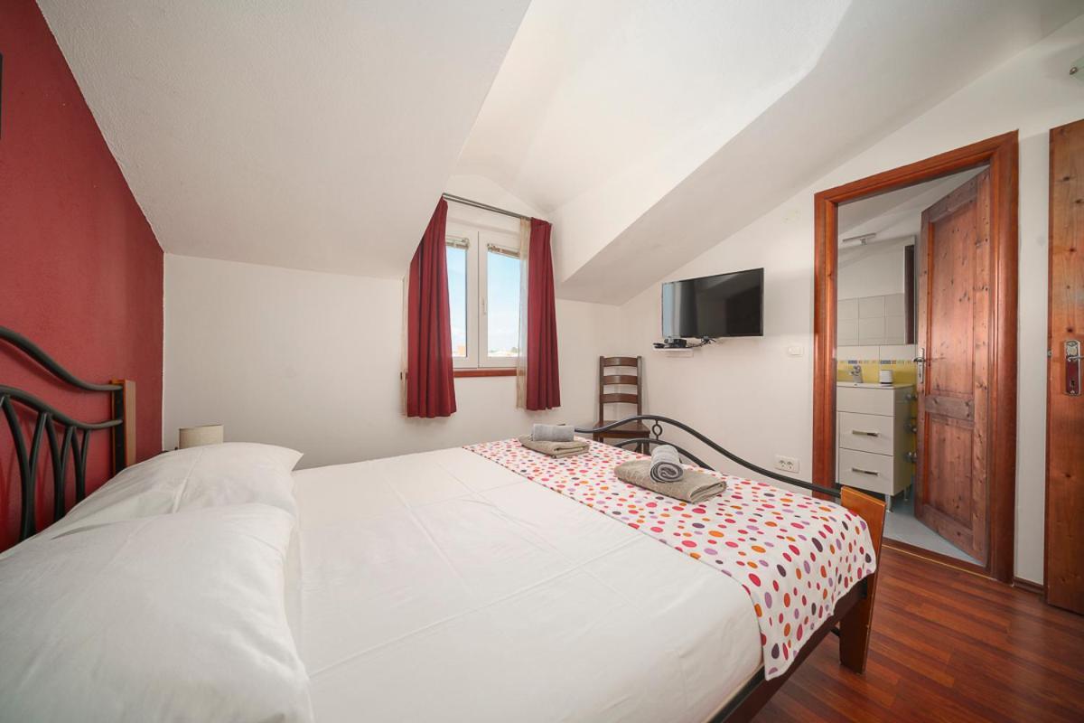 Villa Grey Stone Vodice Esterno foto