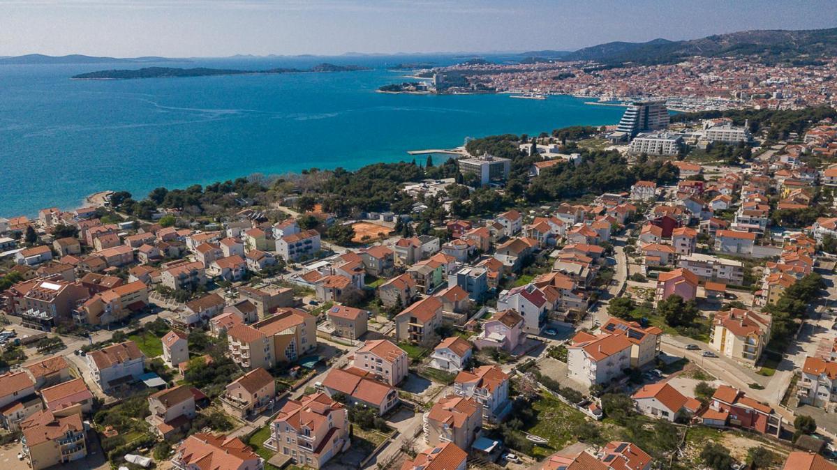 Villa Grey Stone Vodice Esterno foto