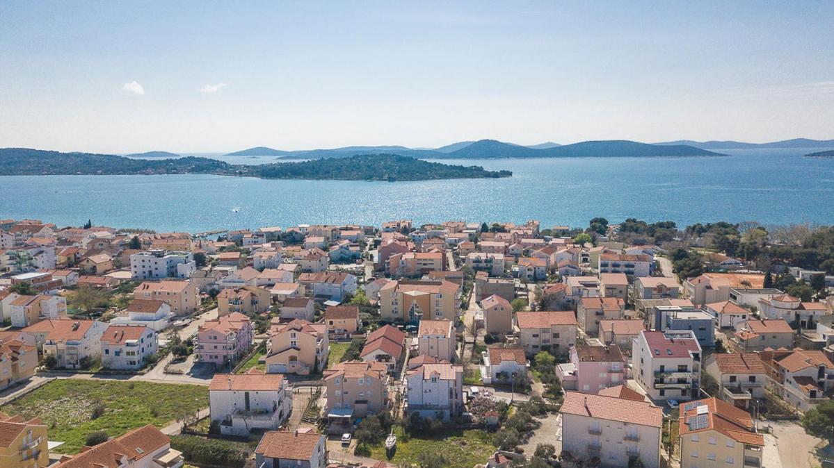 Villa Grey Stone Vodice Esterno foto
