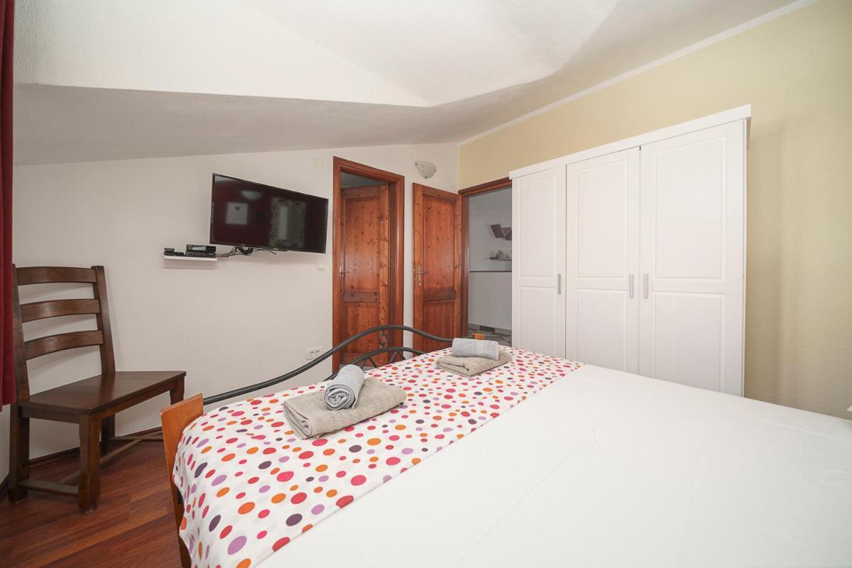 Villa Grey Stone Vodice Esterno foto