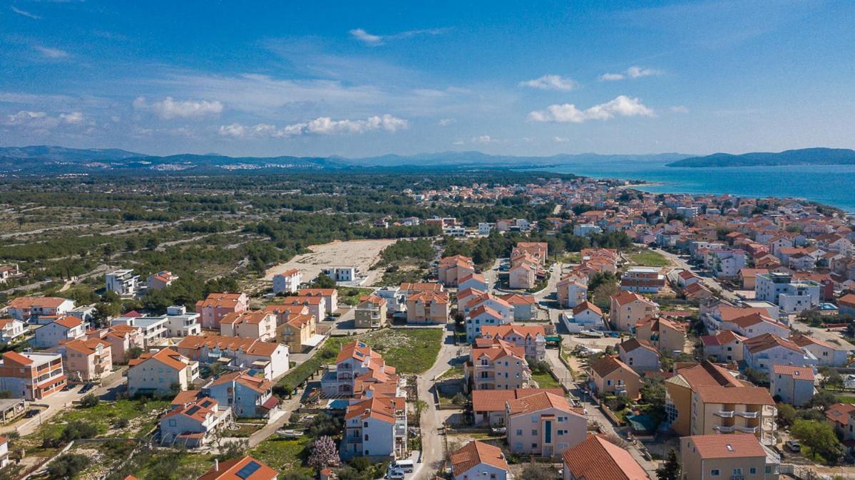Villa Grey Stone Vodice Esterno foto