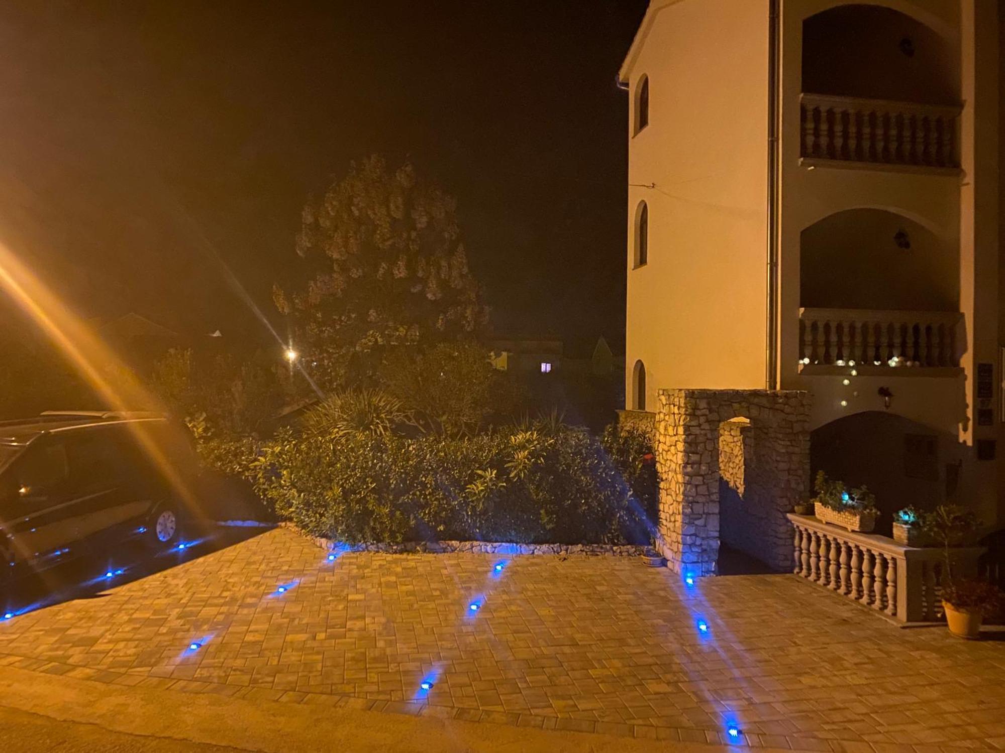 Villa Grey Stone Vodice Esterno foto