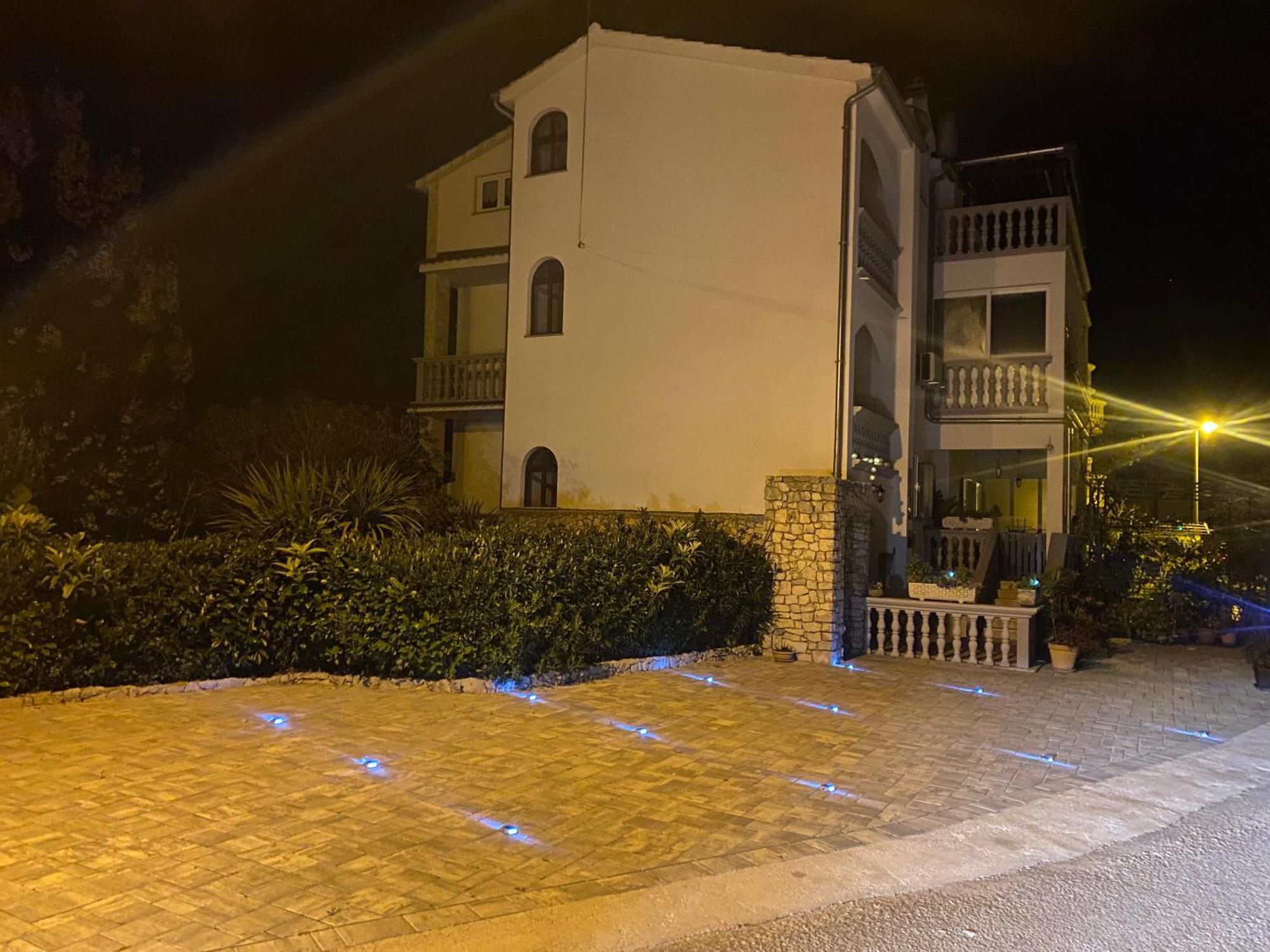 Villa Grey Stone Vodice Esterno foto